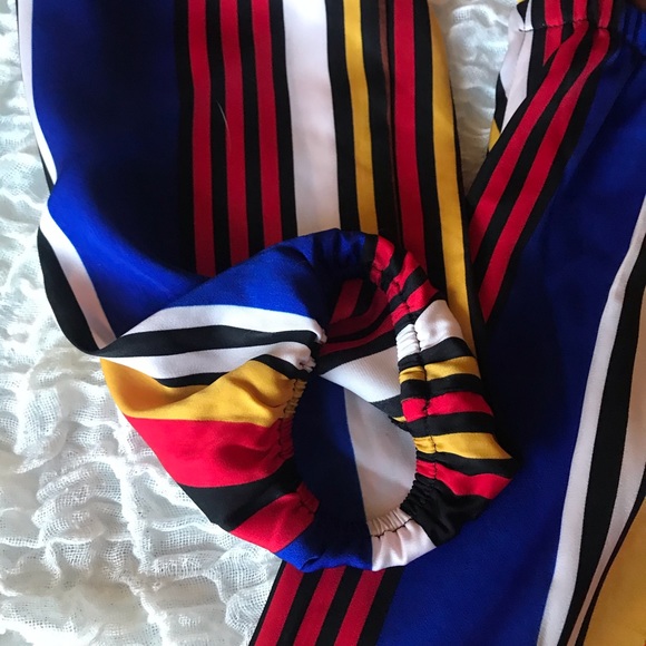 Colorful wrap dress with tie front - Picture 5 of 5